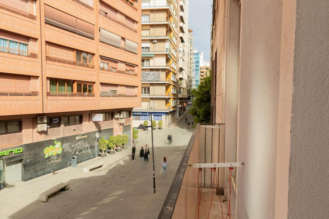 شقة لقنت  في Estudio Plaza San Cristobal المظهر الخارجي الصورة